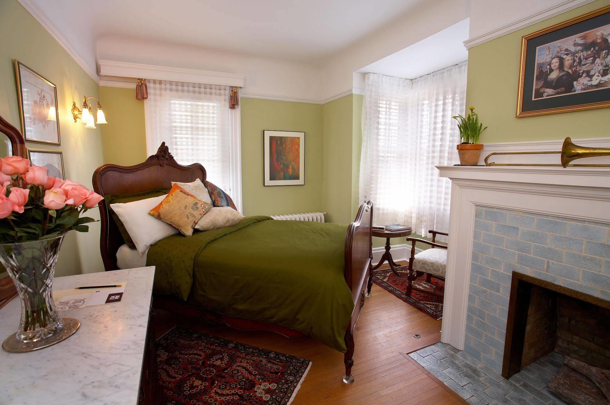 Springbank House Inn Sainte-Catherine Extérieur photo