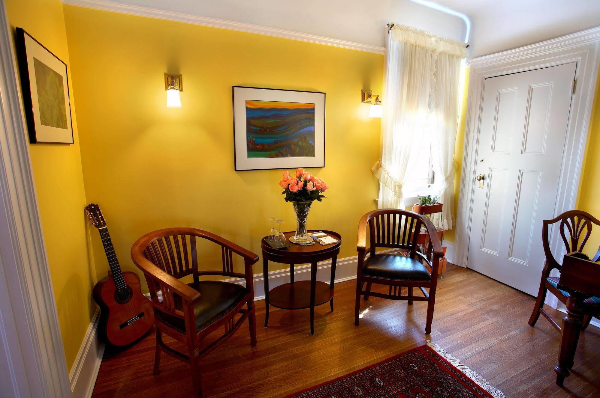Springbank House Inn Sainte-Catherine Extérieur photo